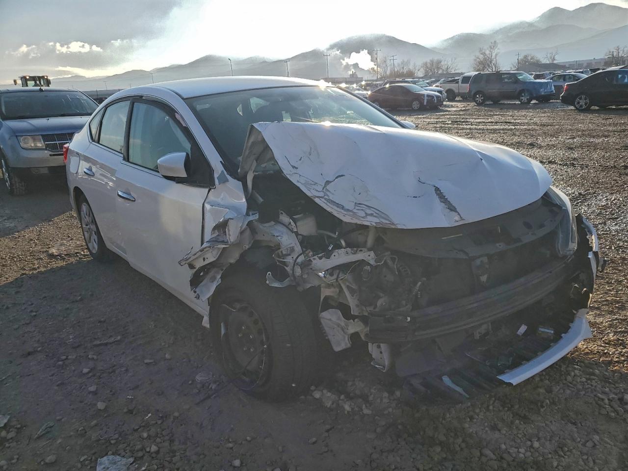 2018 Niss Sentra VIN 3N1AB7AP3JY282454 photo 4