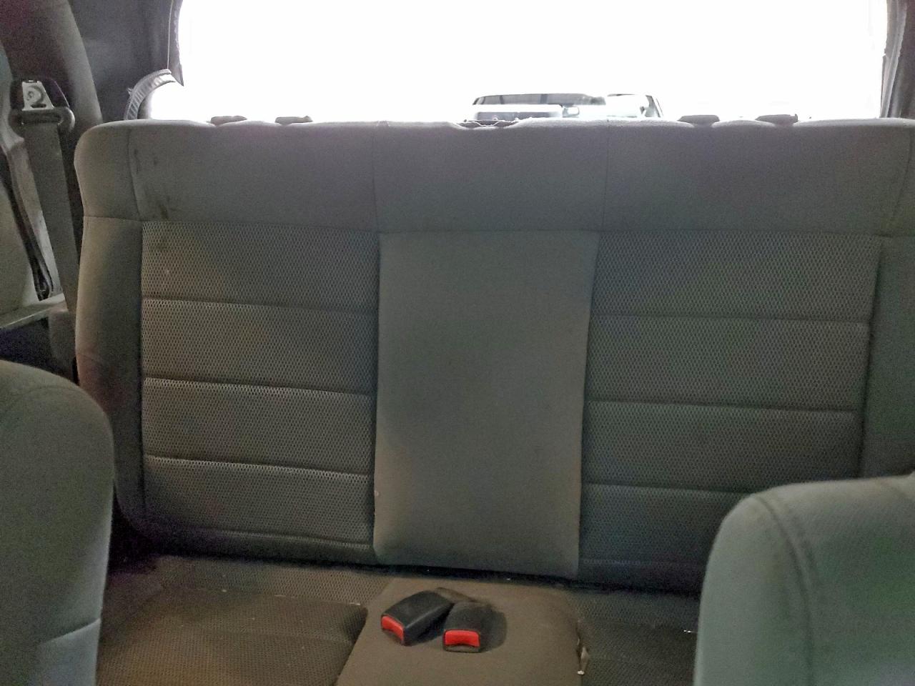 2008 Jeep Wrangler / VIN 1J4GA641X8L556547 photo 10