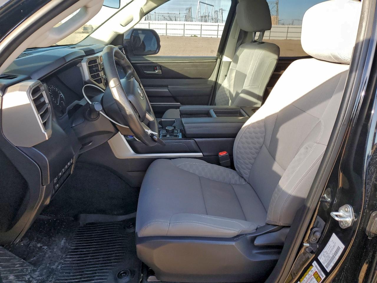 2023 Toyota Tundra VIN 5TFLA5DB5PX075586 photo 7