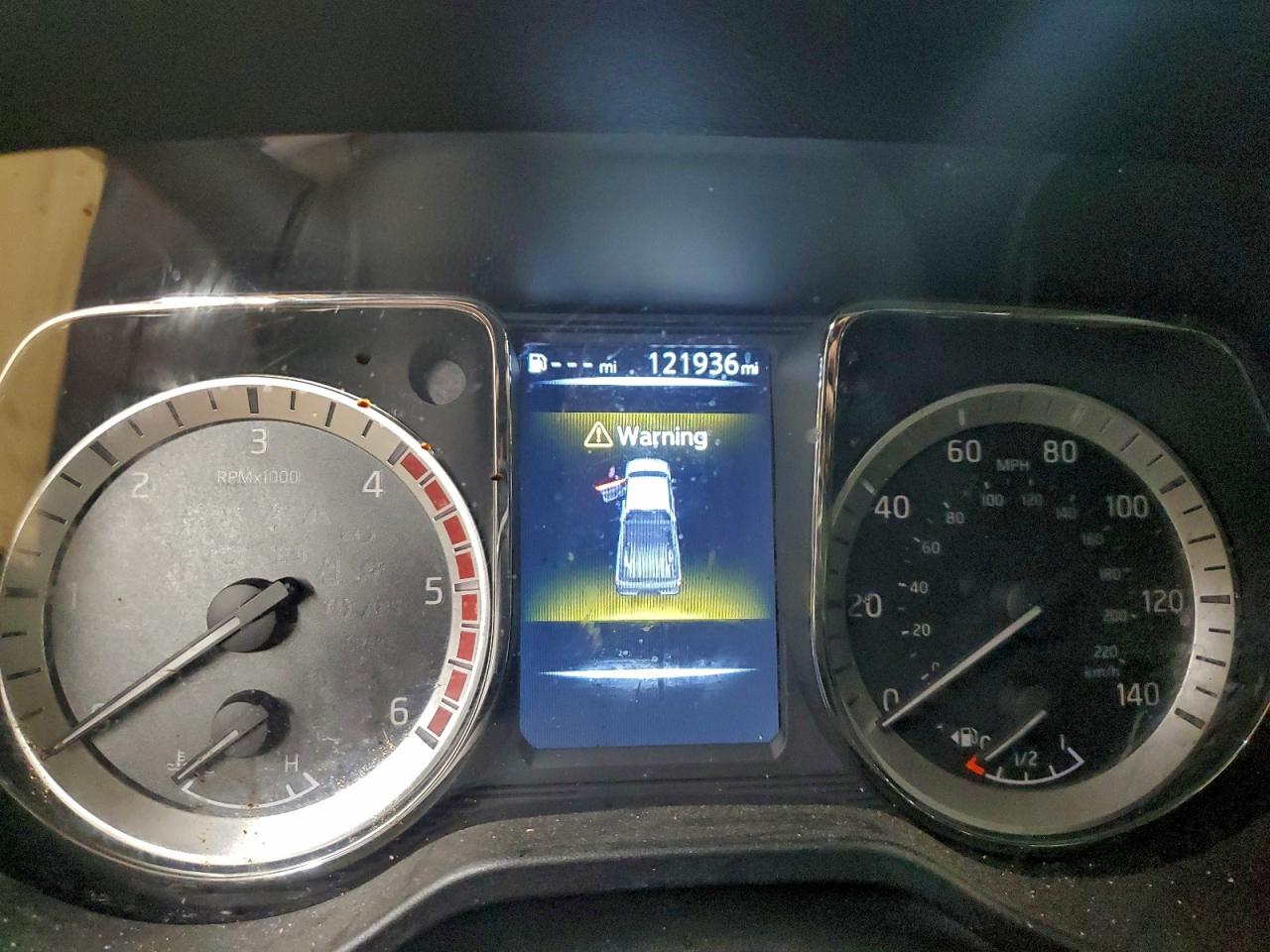 2017 Nissan TITAN VIN 1N6BA1F31HN526226 photo 9