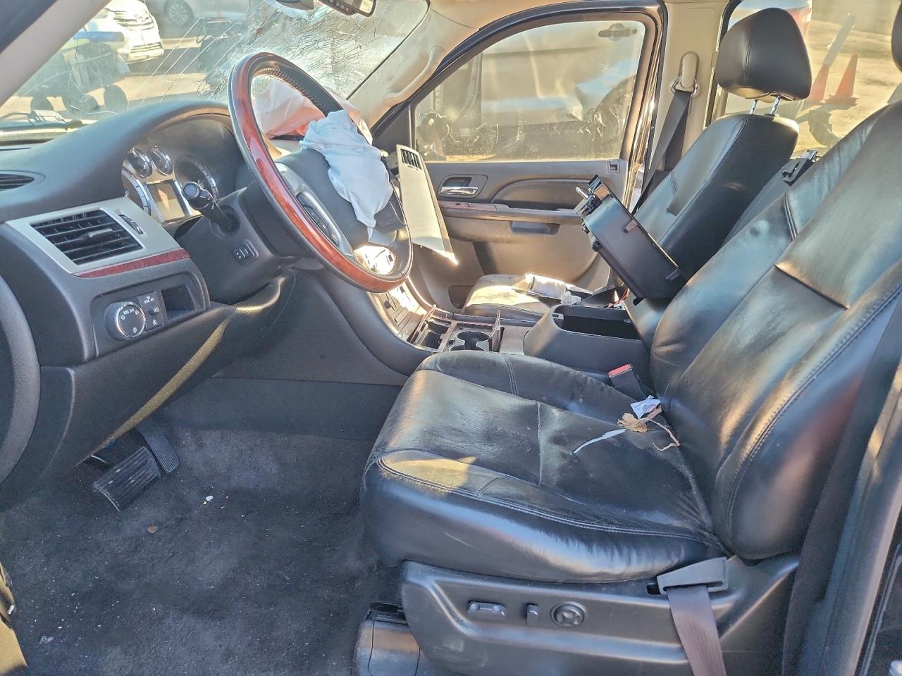 2010 Cadillac Escalade VIN 1GYUCJEF3AR249265 photo 7