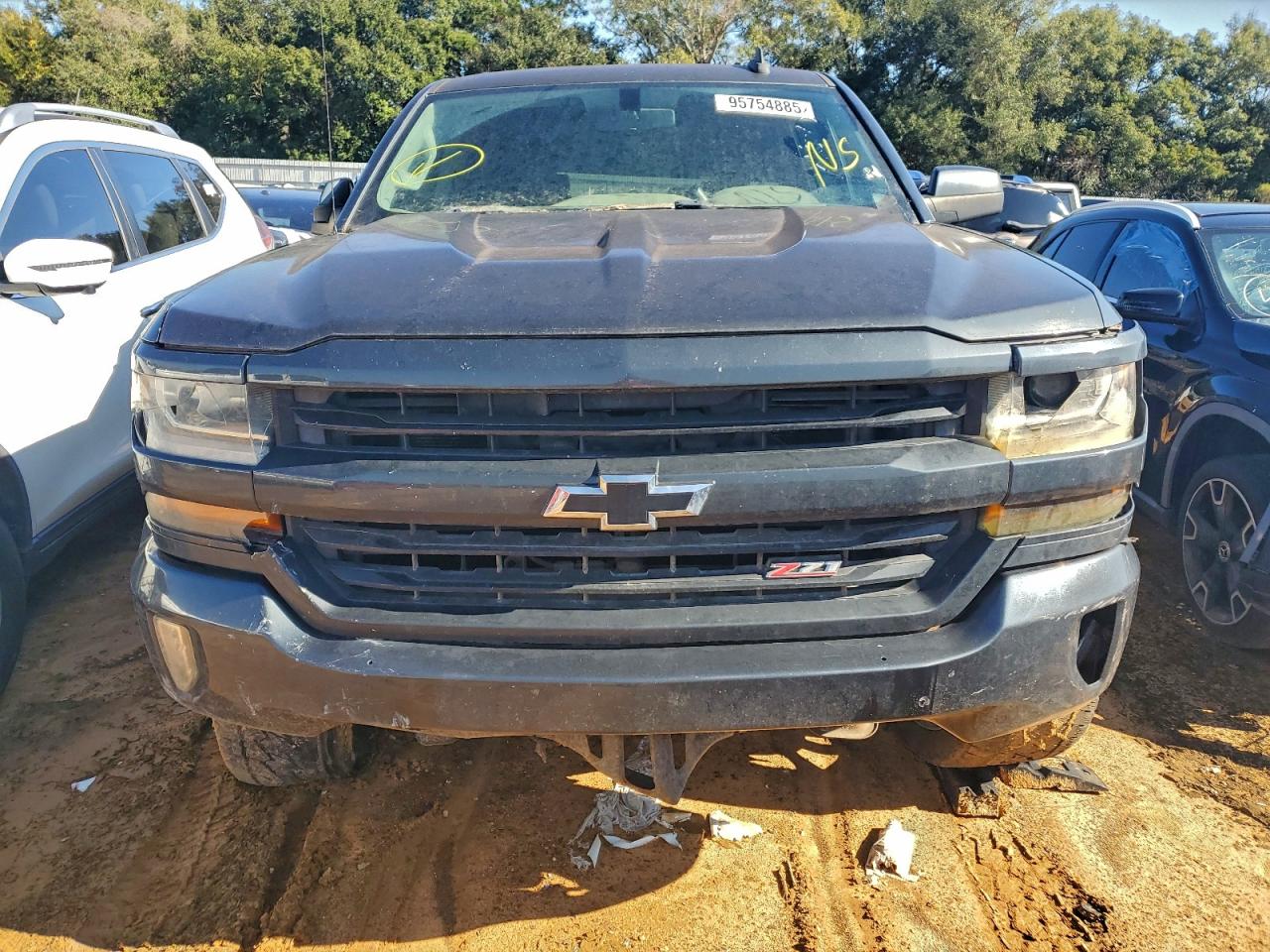 2017 Chevrolet All models VIN 3GCUKREC2HG504057 photo 5