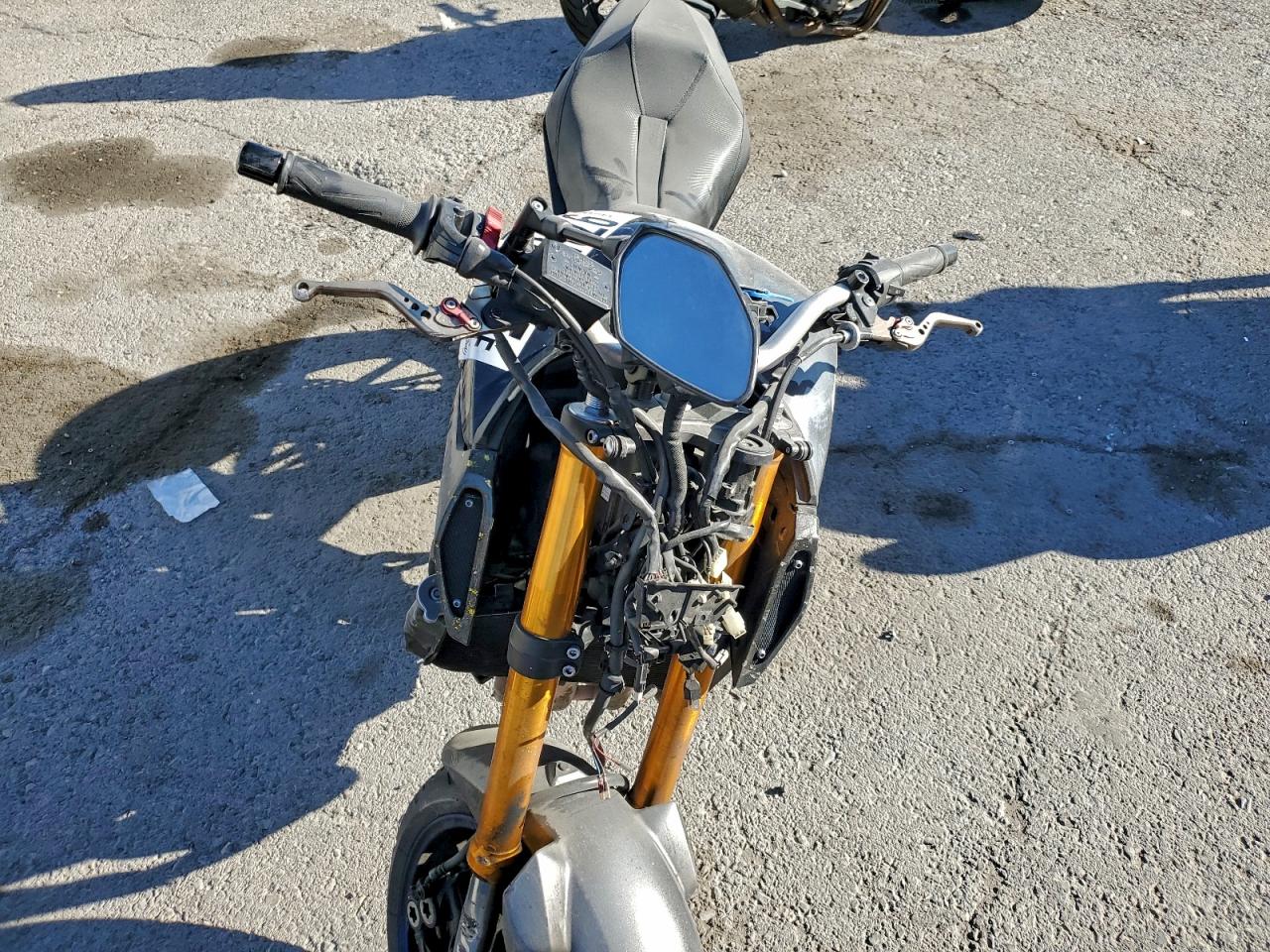 2014 YAMA Fz-07/09 VIN JYARN33E1EA000538 photo 5