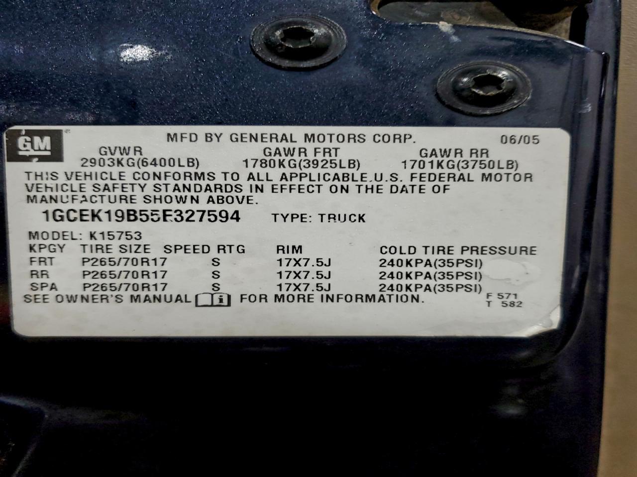 2005 Chevrolet All models VIN 1GCEK19B55E327594 photo 12