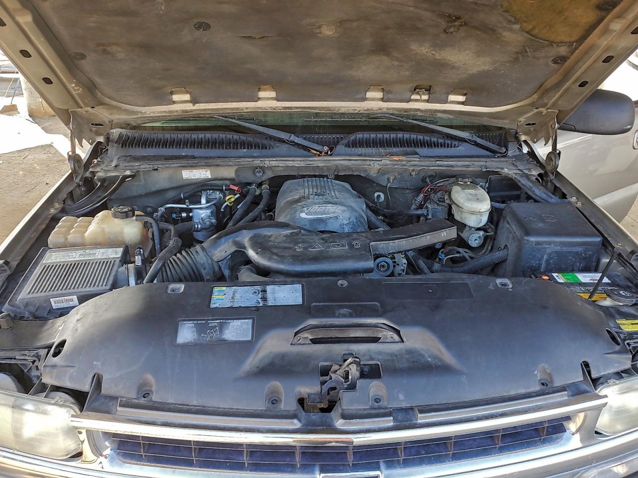 2003 CHEV Suburban VIN 3GNFK16T73G176904 photo 12