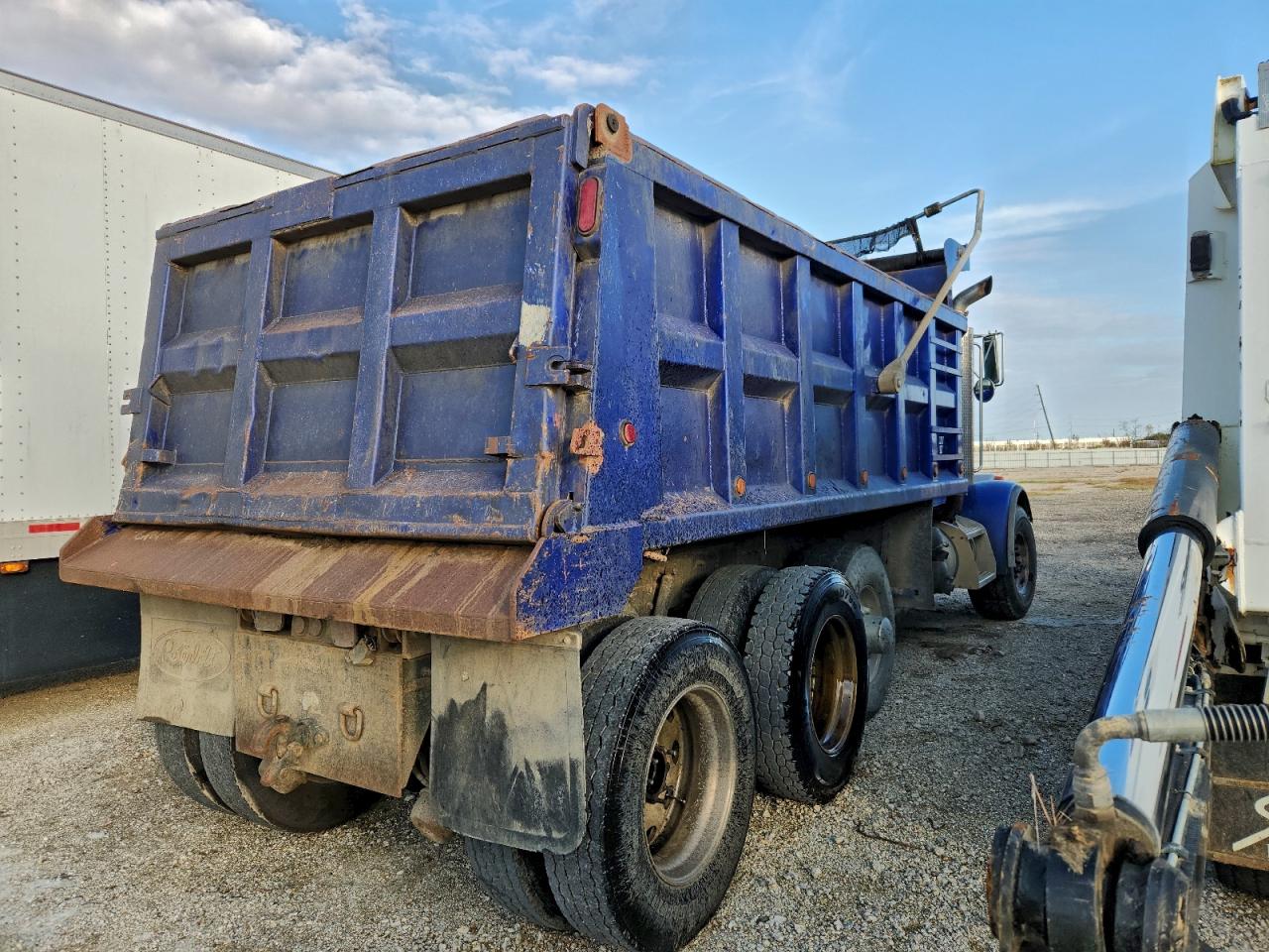 1999 PETERBILT All models VIN 1NPAL90X4XD488569 photo 4