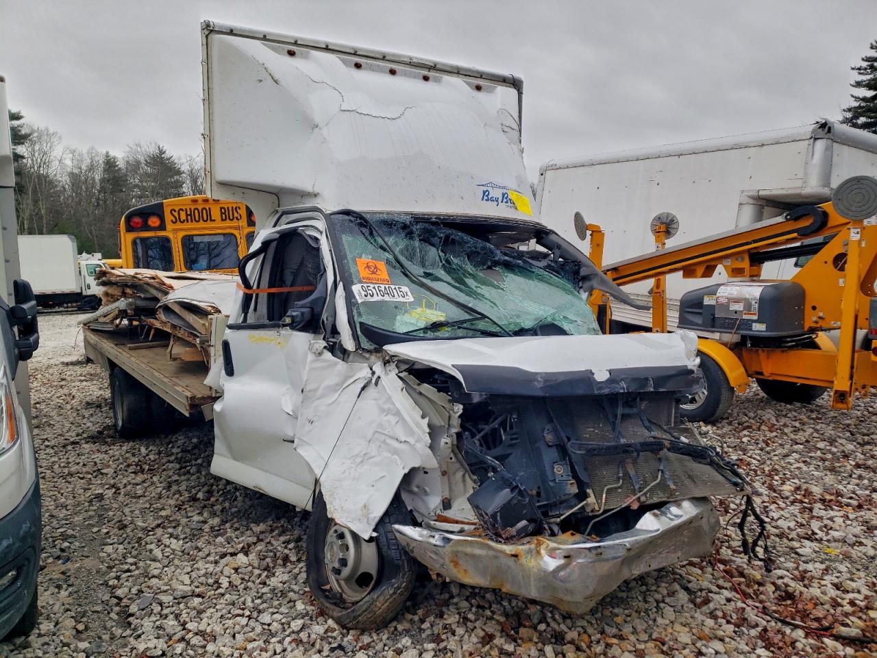 2019 Chevrolet All models VIN 1HA3GTCG7KN006673 photo 4