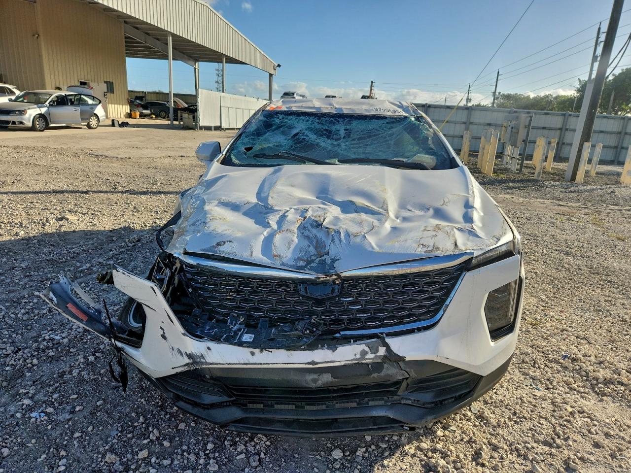 2024 Cadillac Xt4 VIN 1GYAZAR48RF120896 photo 5