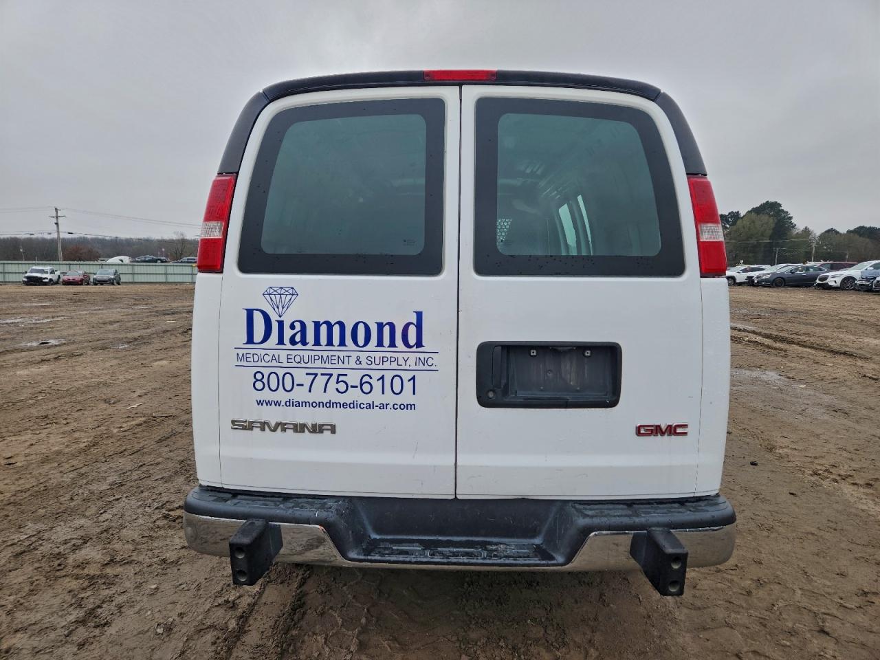 2017 GMC Savana VIN 1GTW7AFF2H1911749 photo 6