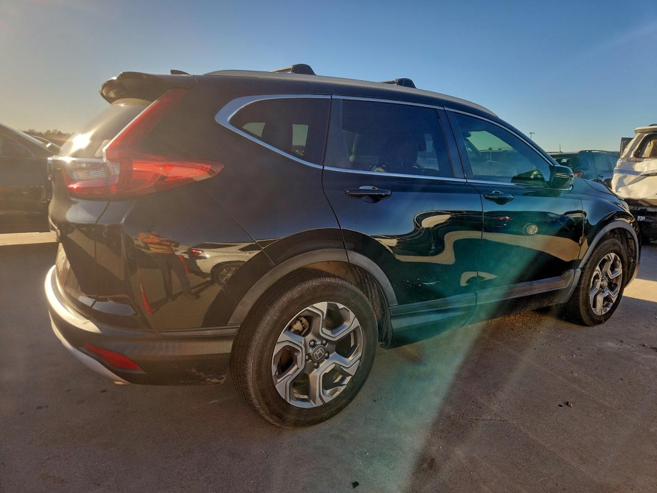 2017 Honda Crv VIN 7FARW1H85HE000924 photo 3