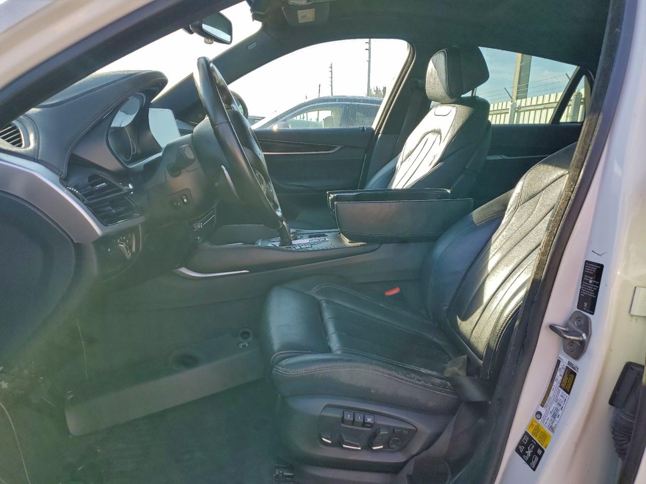 2019 BMW X6 VIN 5UXKU6C58KLP60670 photo 7