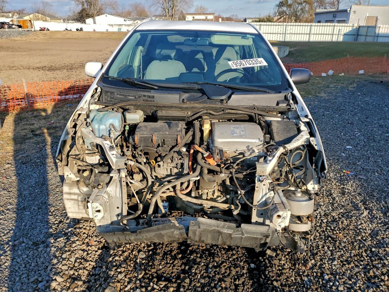 2004 Toyota Prius VIN JTDKB20U640026111 photo 5