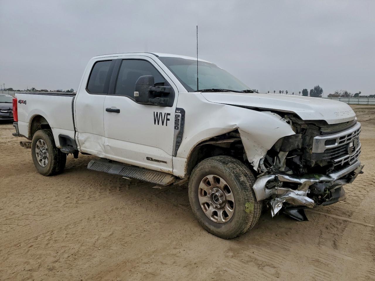 2024 Ford F250 VIN 1FT7X2BT2REC54855 photo 4