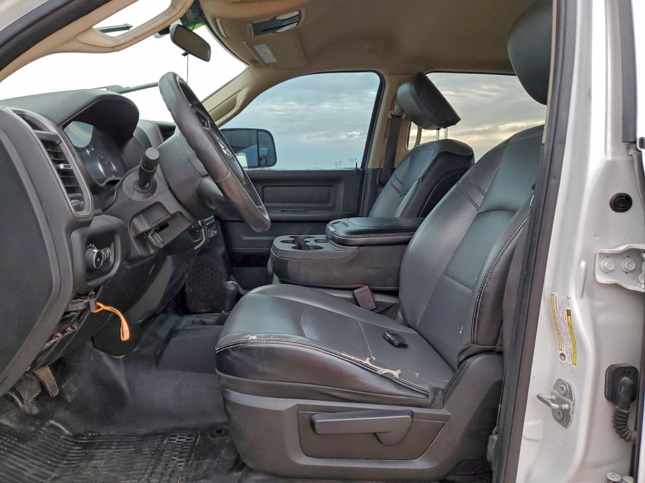 2020 Ram 2500 VIN 3C6UR5HJ0LG111432 photo 7