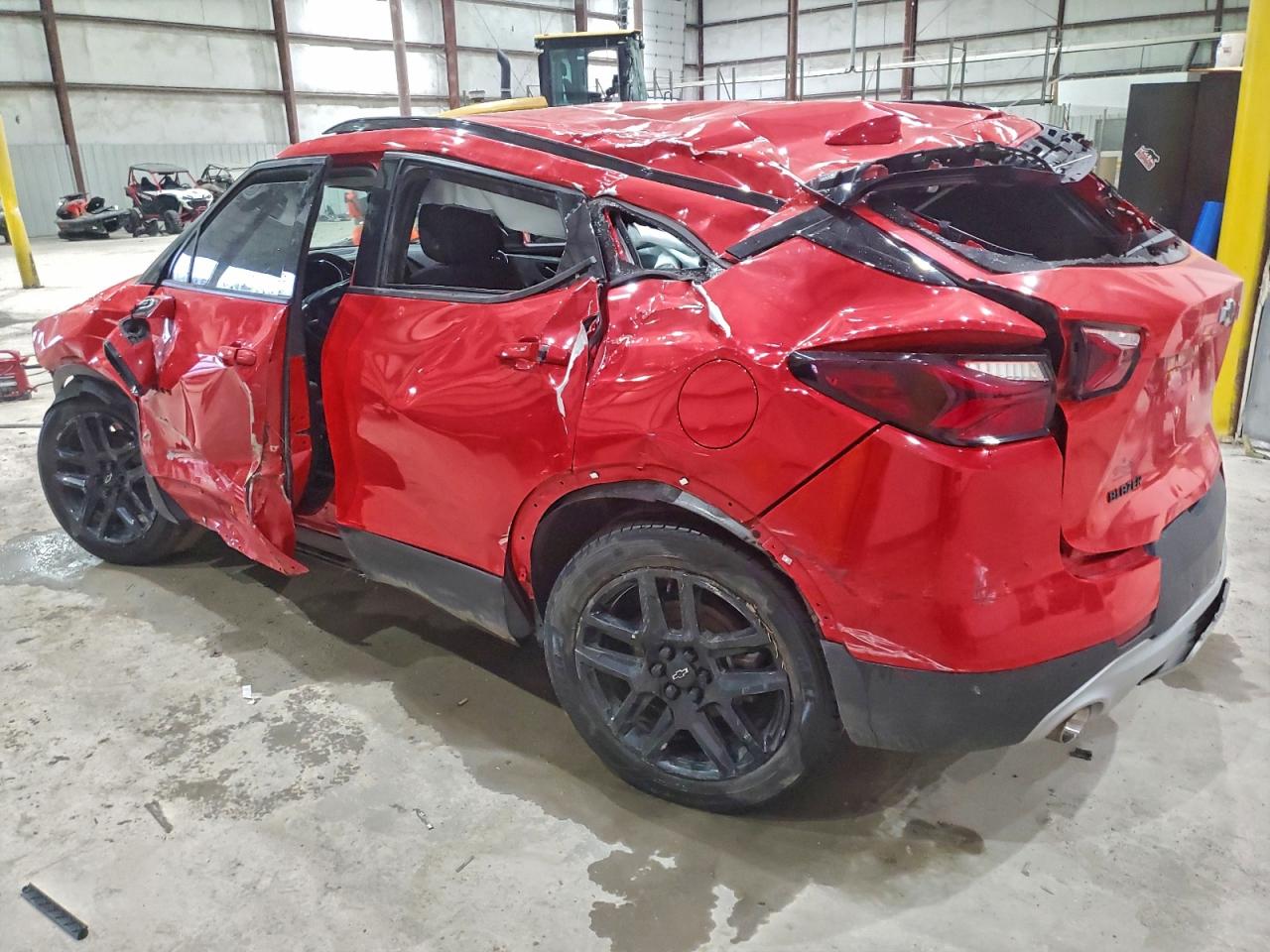 2021 Chevrolet Blazer VIN 3GNKBCRS0MS512551 photo 2