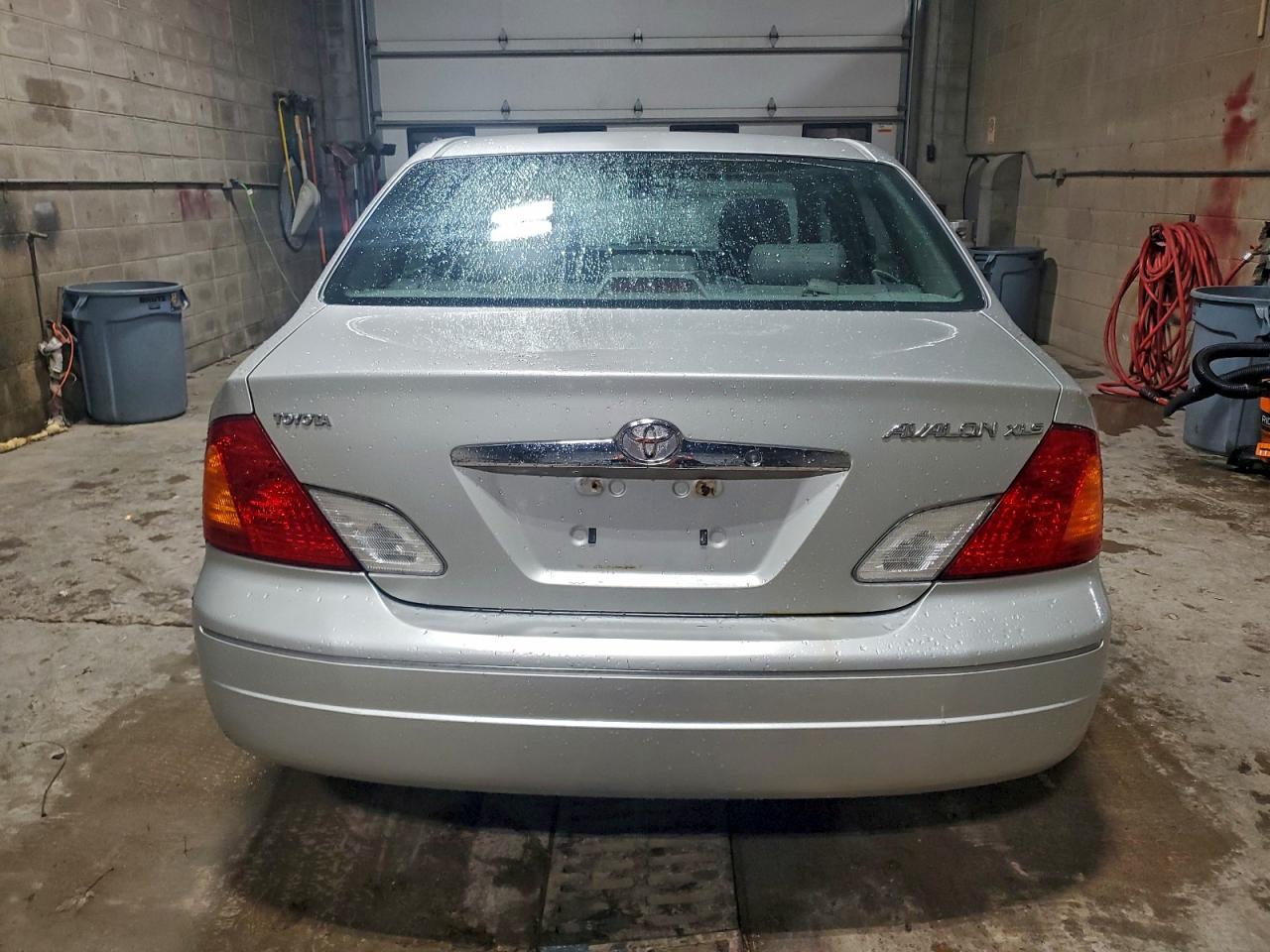 2001 Toyota Avalon VIN 4T1BF28B41U167296 photo 6