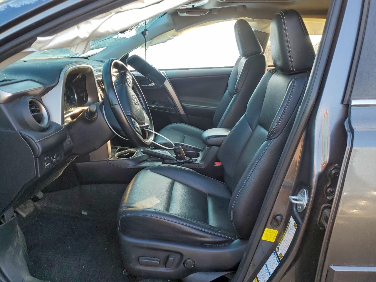 2017 Toyota Rav4 VIN JTMDJREVXHD147907 photo 7