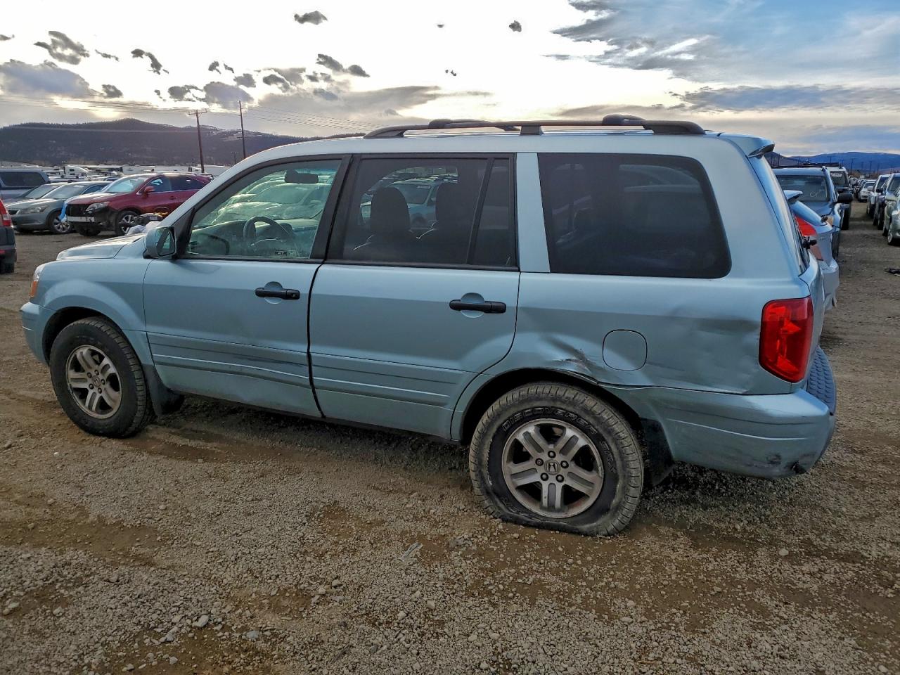 2003 HONDA Pilot VIN 2HKYF18633H514531 photo 2