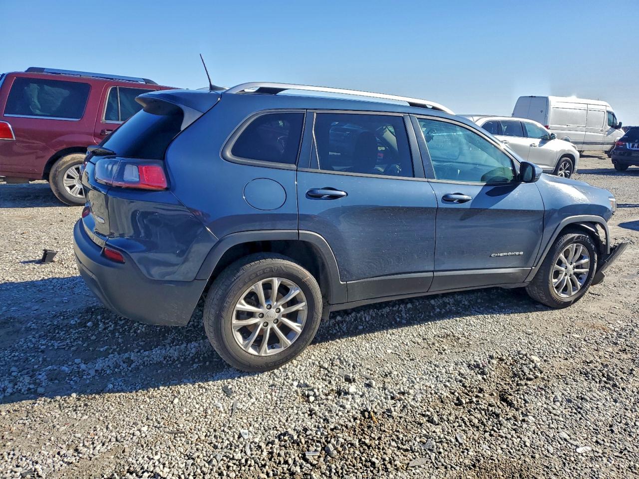 2020 Jeep Grand cher VIN 1C4PJLCB8LD653943 photo 3