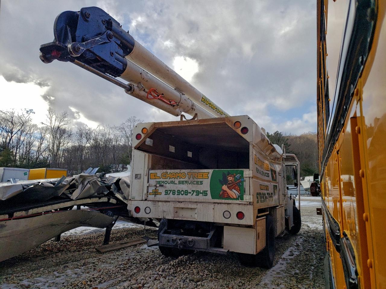 2010 FREIGHTLINER All other VIN 1FVACWDUXADAP7519 photo 4