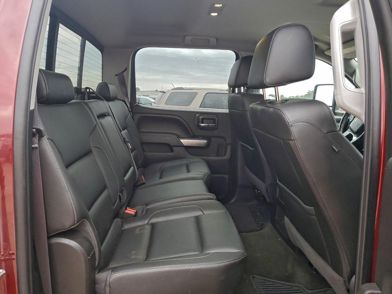 2016 Chevrolet All models VIN 1GC1KVEG8GF307764 photo 10