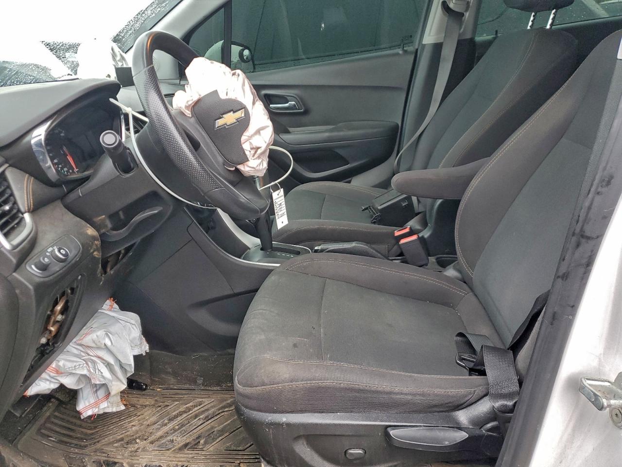 2019 CHEV Trax VIN 3GNCJKSBXKL169637 photo 7