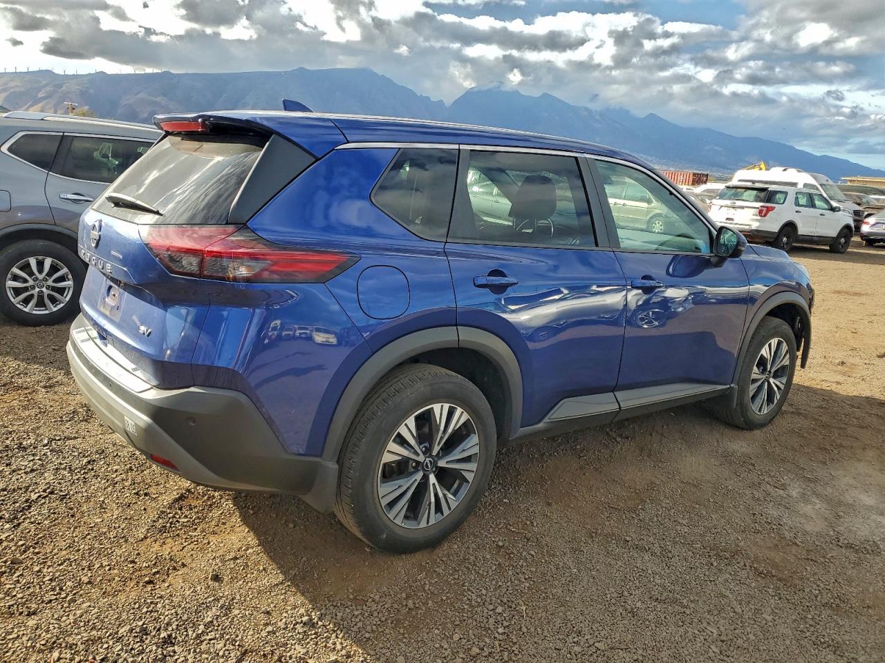 2022 Nissan Rogue VIN 5N1BT3BA2NC711577 photo 3