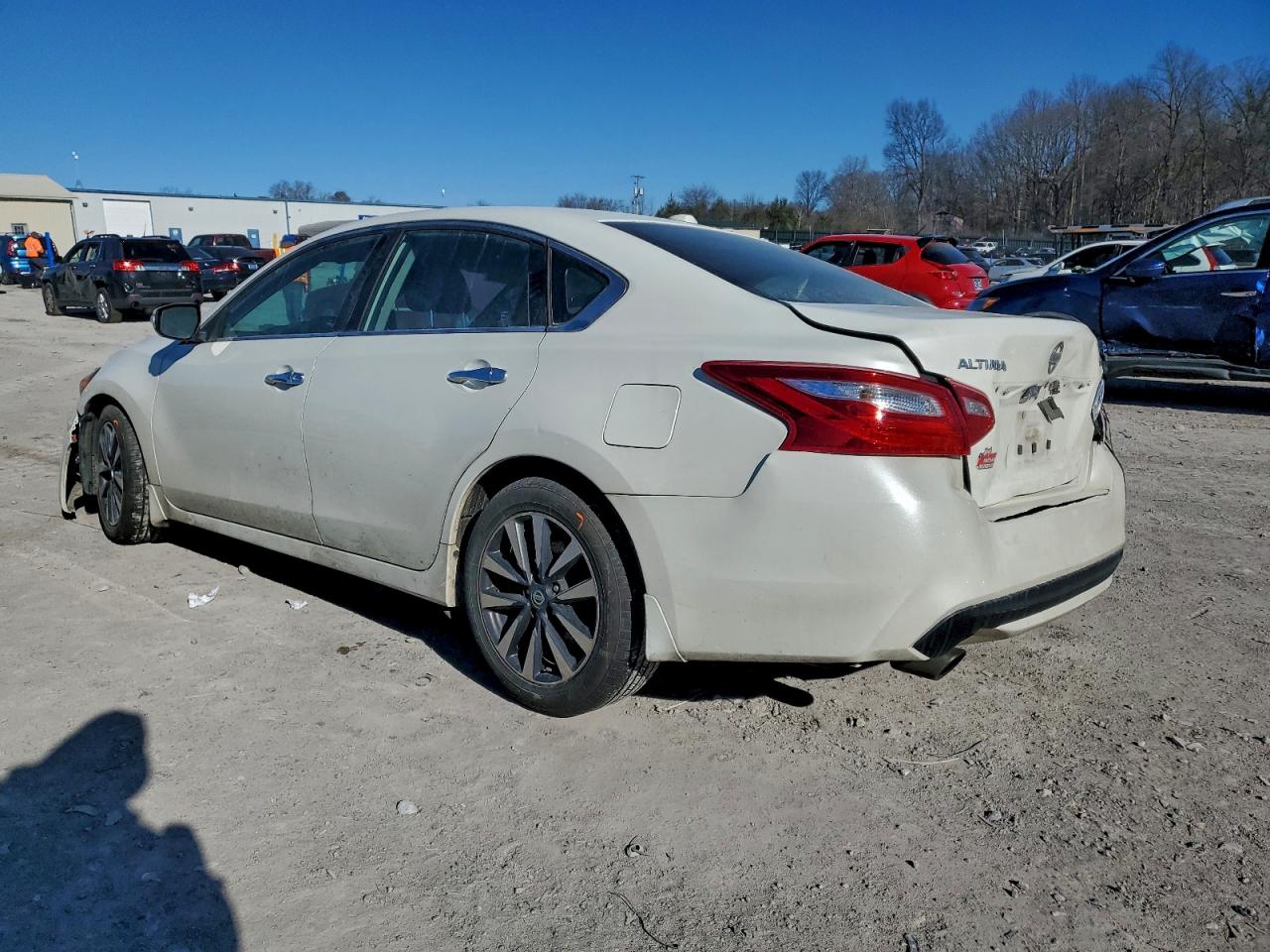 2017 Nissan Altima VIN 1N4AL3AP6HC154284 photo 2