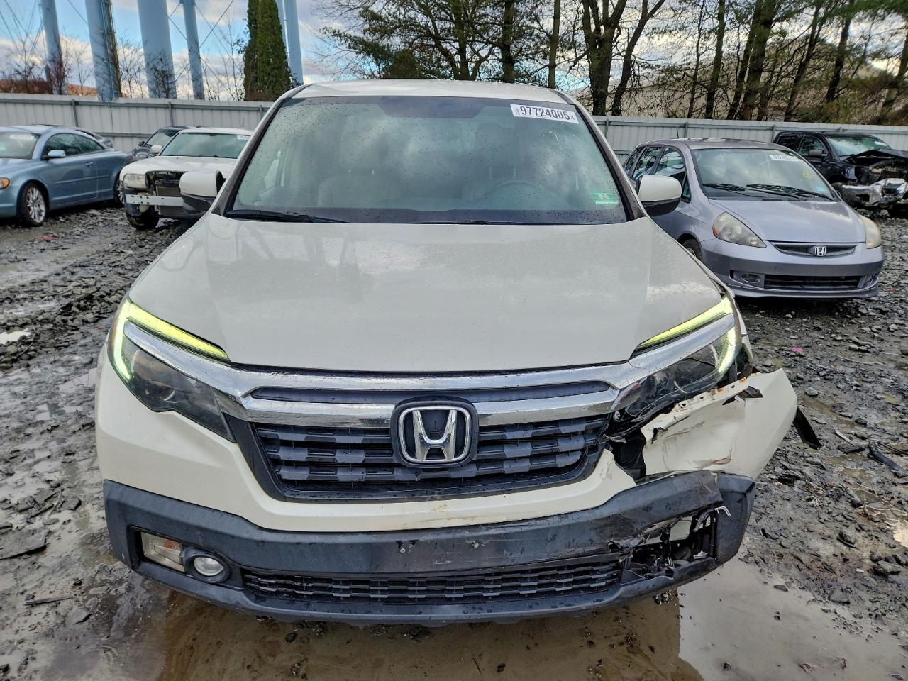 2018 Honda Ridgeline VIN 5FPYK3F65JB008356 photo 5