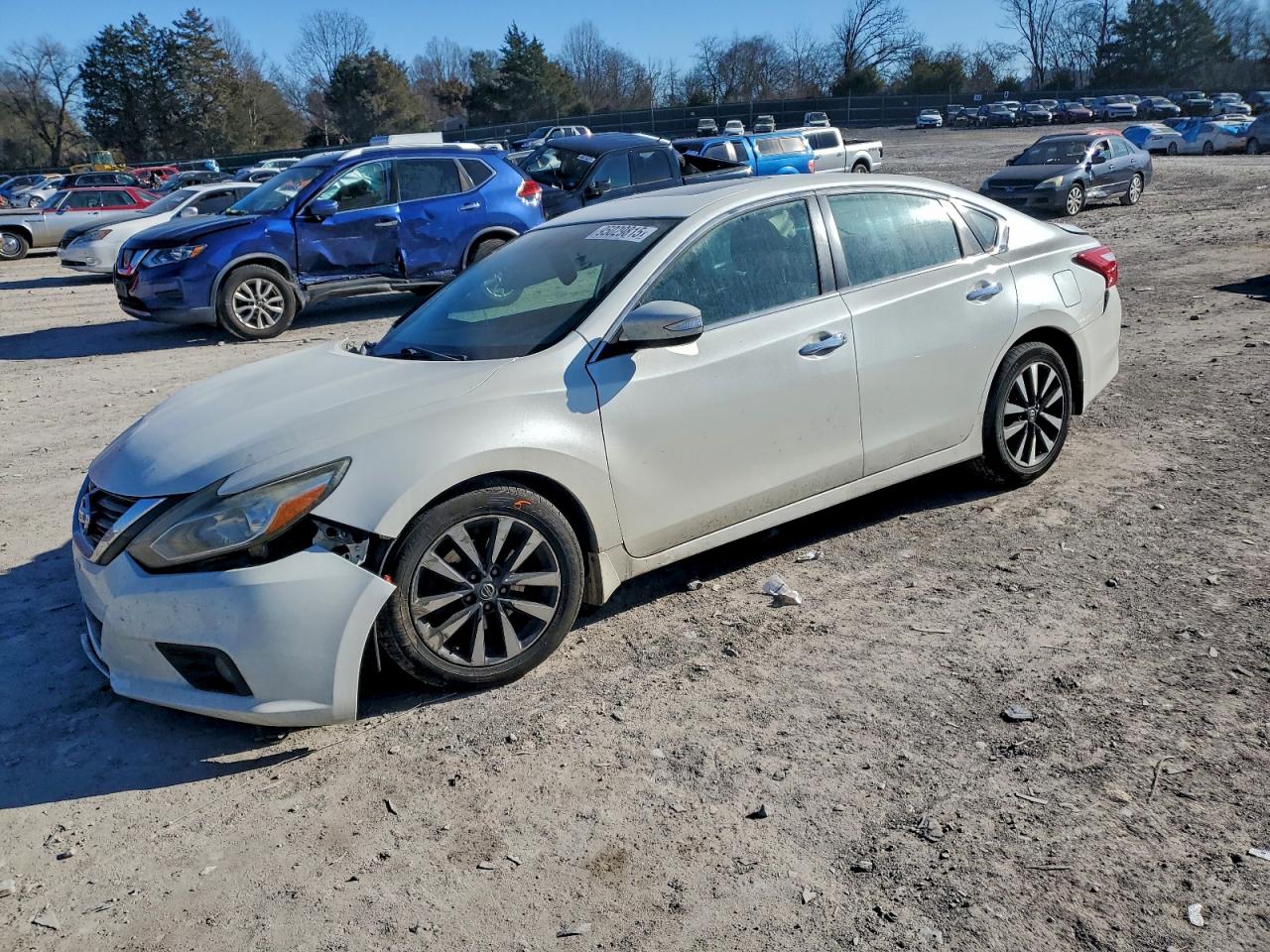 2017 Nissan Altima VIN 1N4AL3AP6HC154284 photo 1
