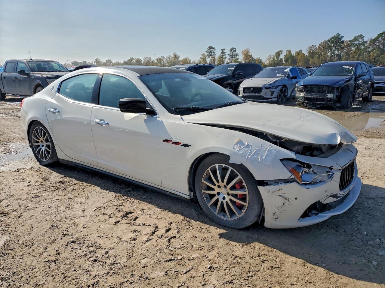 2015 Maserati All models VIN ZAM57RTA1F1154077 photo 4