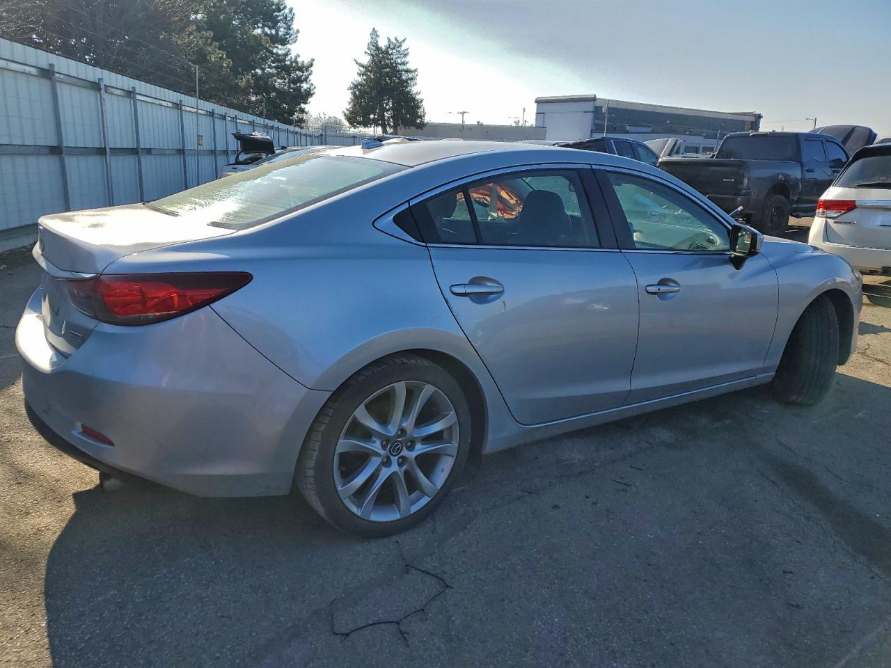 2017 Mazda 6 VIN JM1GL1V52H1132134 photo 3