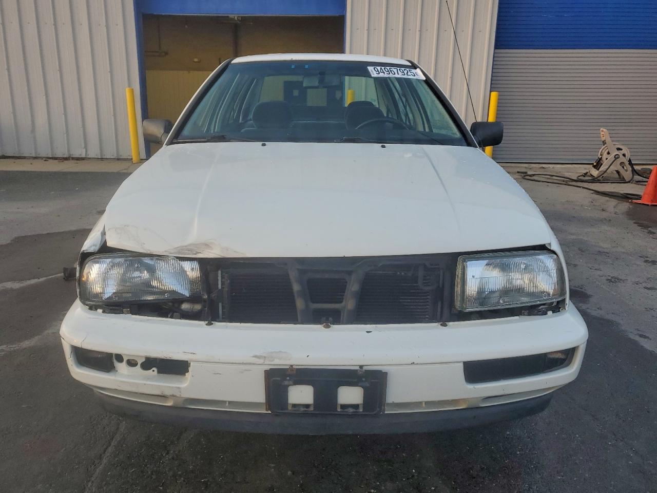 1998 Volkswagen Jetta VIN 3VWRA81H6WM107693 photo 5