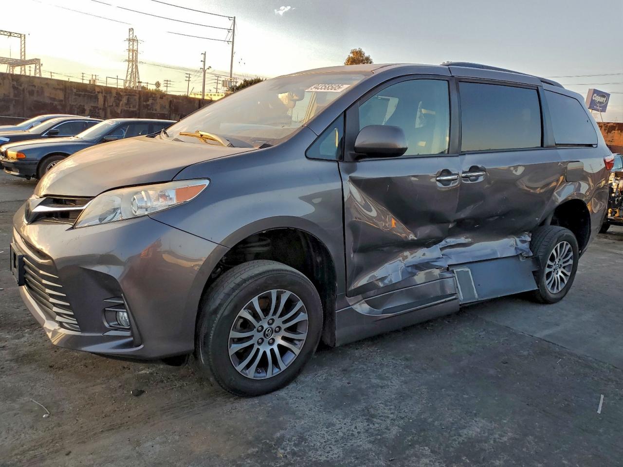2019 Toyota All models VIN 5TDYZ3DC4KS017088 photo 1