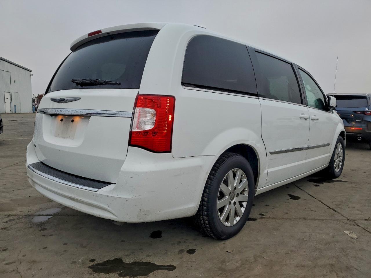 2016 Chrysler Minivan VIN 2C4RC1BG3GR267714 photo 3