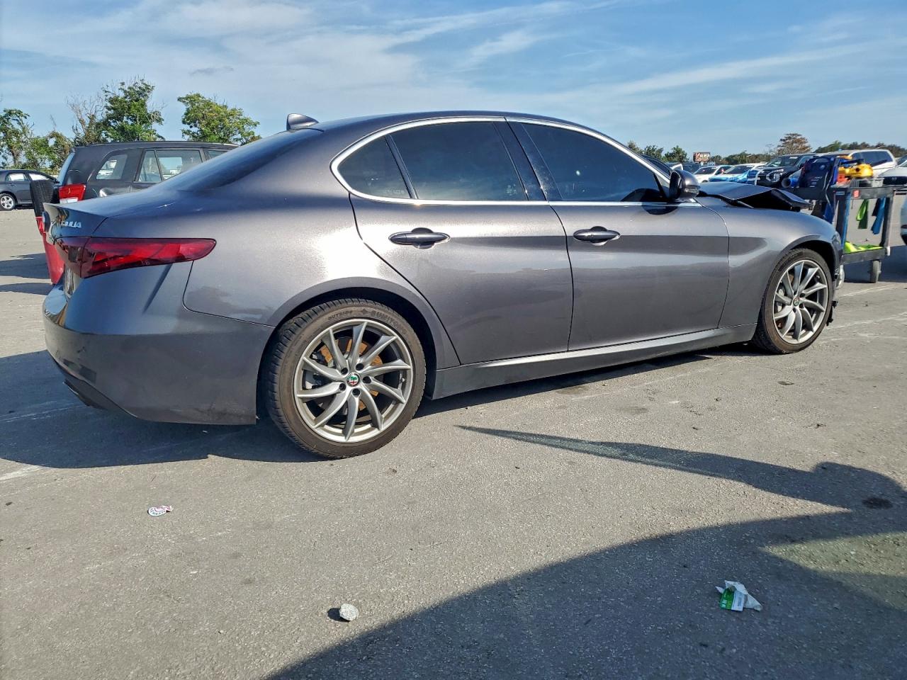 2019 Alfa Giulia VIN ZARFAMANXK7599319 photo 3