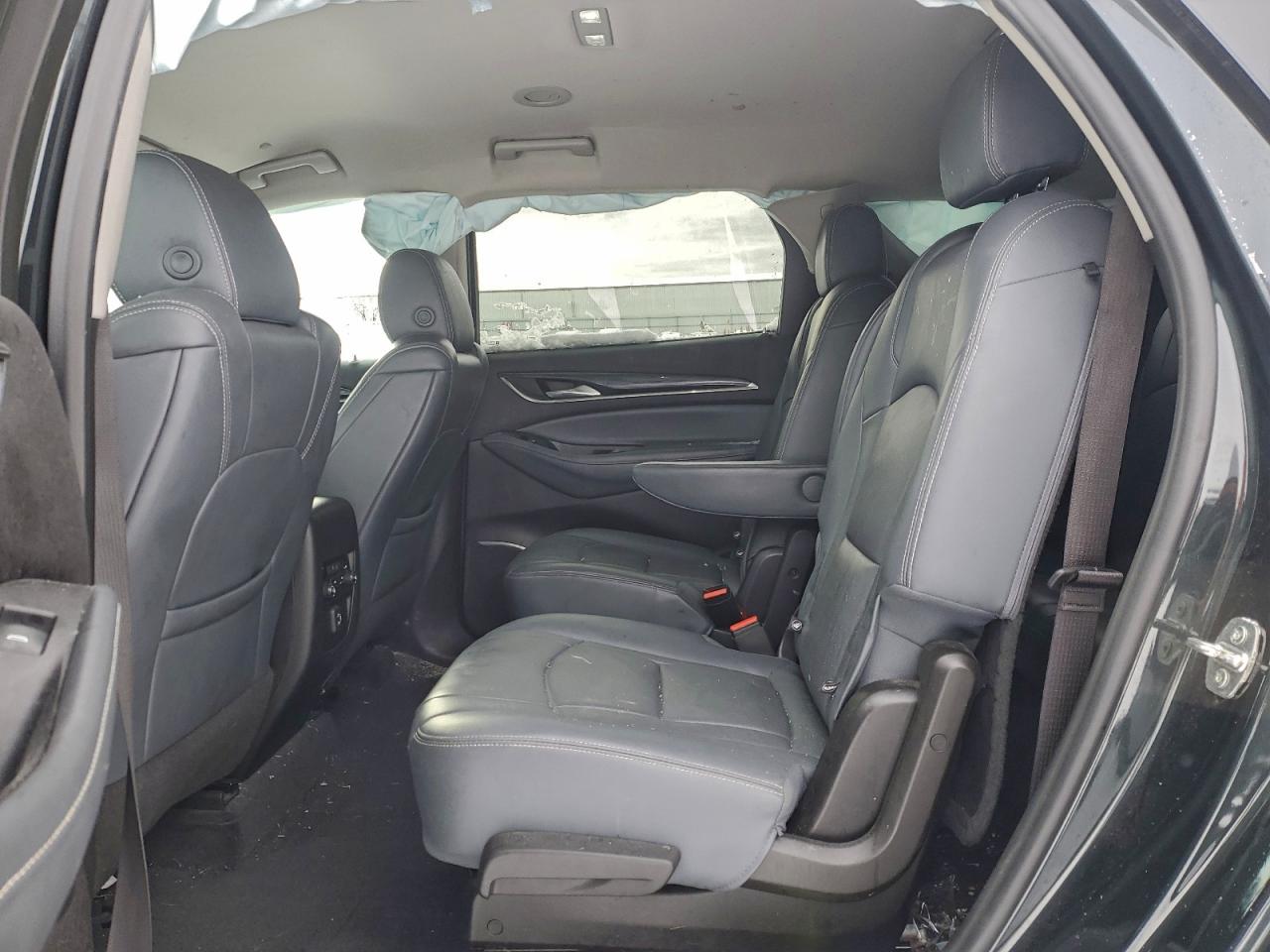 2021 Buick Enclave VIN 5GAERBKW8MJ208248 photo 11