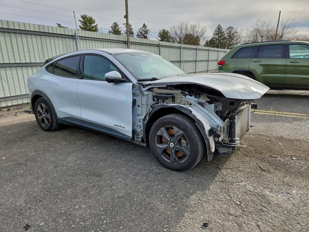 2021 Ford Mustang VIN 3FMTK1SS1MMA61092 photo 4