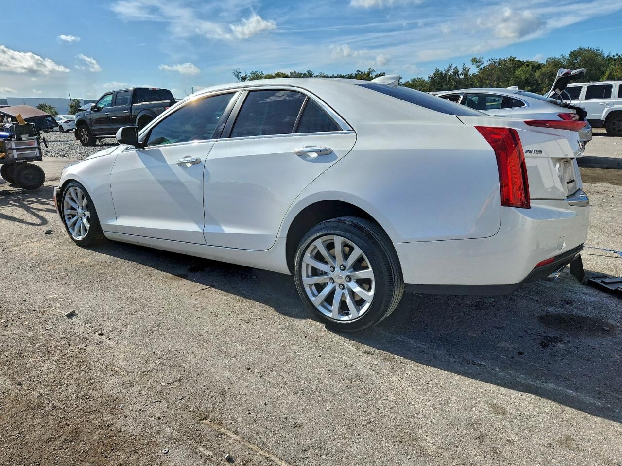 2017 Cadillac Ats VIN 1G6AA5RX0H0157539 photo 2