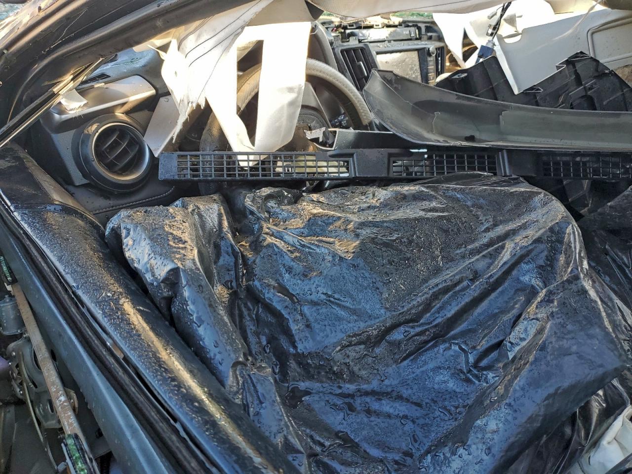 2018 Toyota Rav4 VIN JTMDJREV4JD155491 photo 8