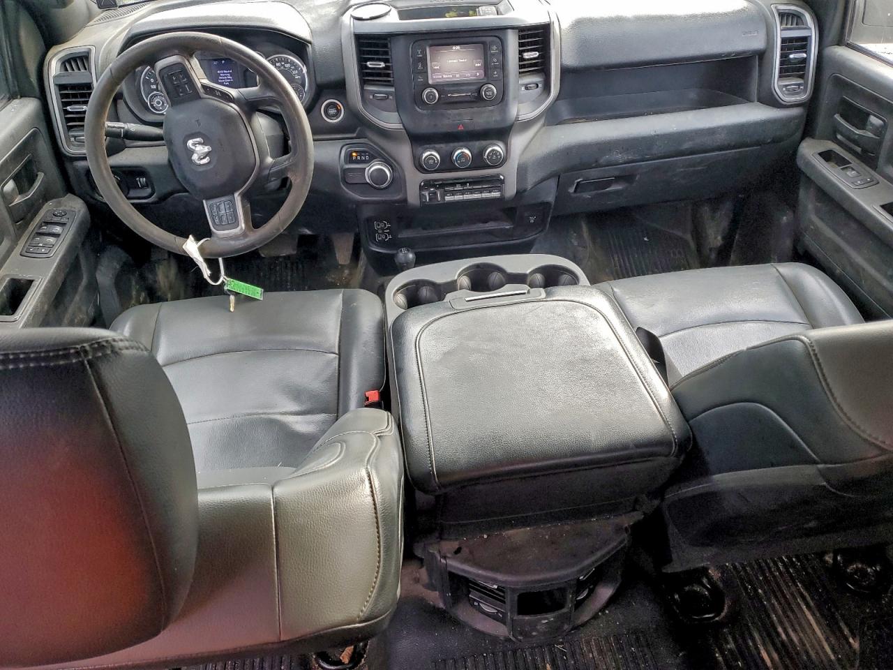 2021 Ram 3500 VIN 3C7WRTCJ9MG593531 photo 8