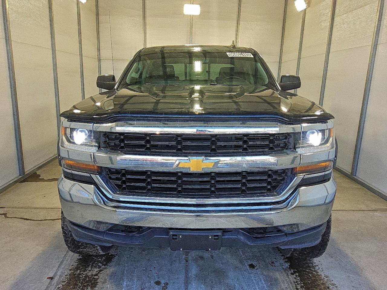 2018 Chevrolet All models VIN 3GCUKREC7JG250710 photo 5