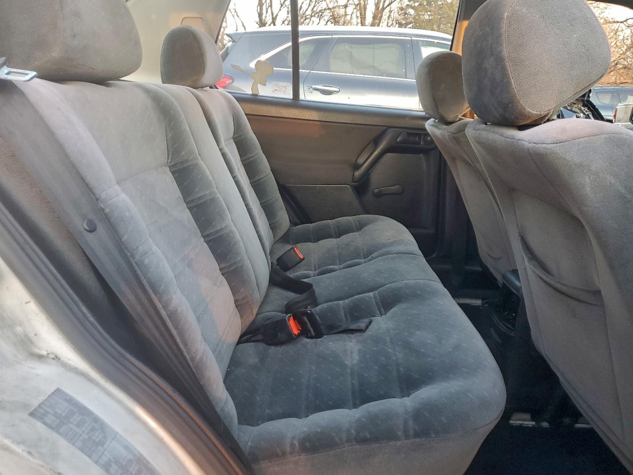 1998 Volkswagen Jetta VIN 3VWRA81H6WM107693 photo 10