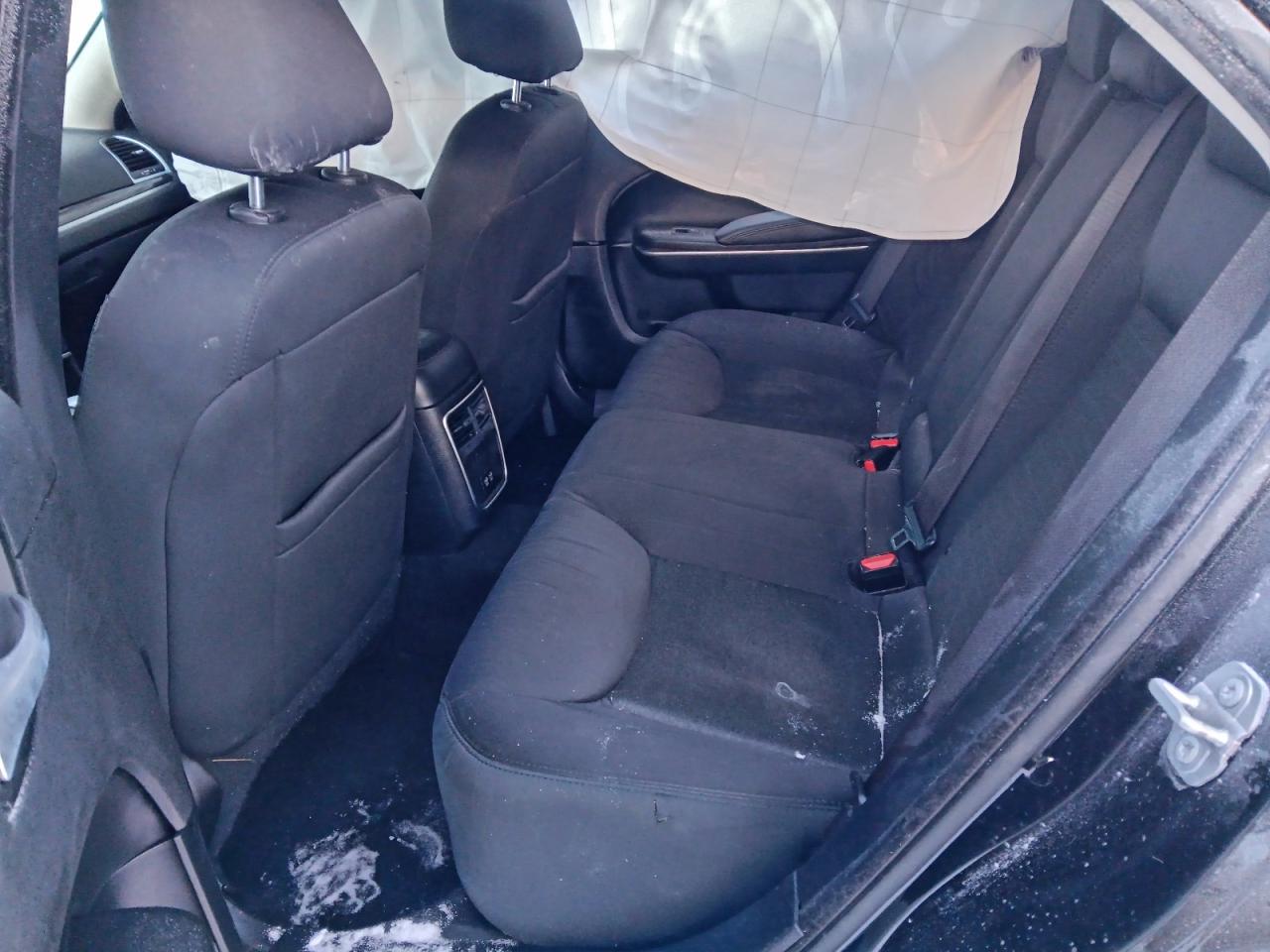 2020 Chrysler 300 VIN 2C3CCARGXLH169019 photo 10