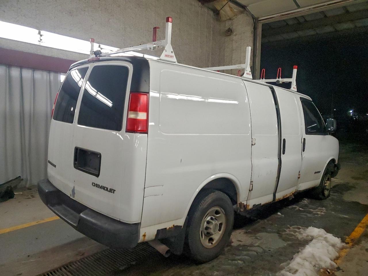 2005 CHEVROLET Express VIN 1GCGG25V551187201 photo 3