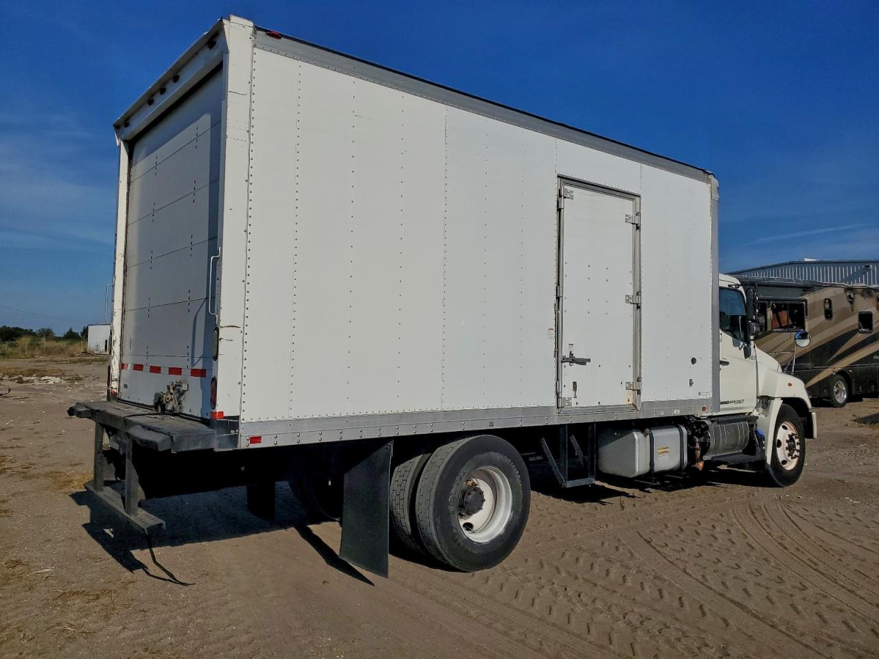 2012 HINO All models VIN 5PVNJ8JM3C4S50316 photo 3