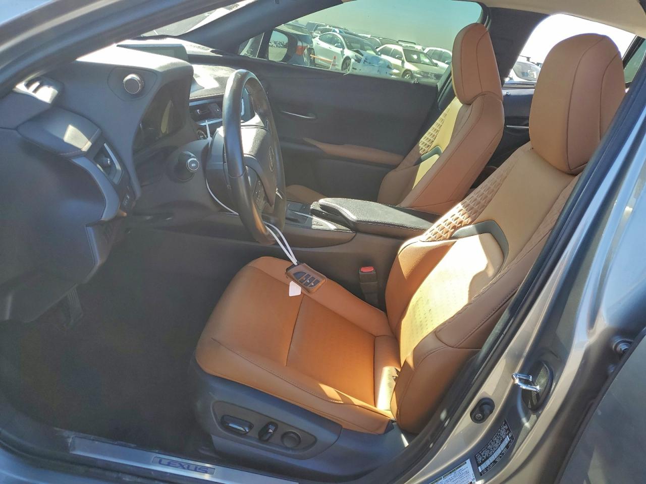 2022 Lexus Ux 250h ba VIN JTHX9JBH9N2059961 photo 7