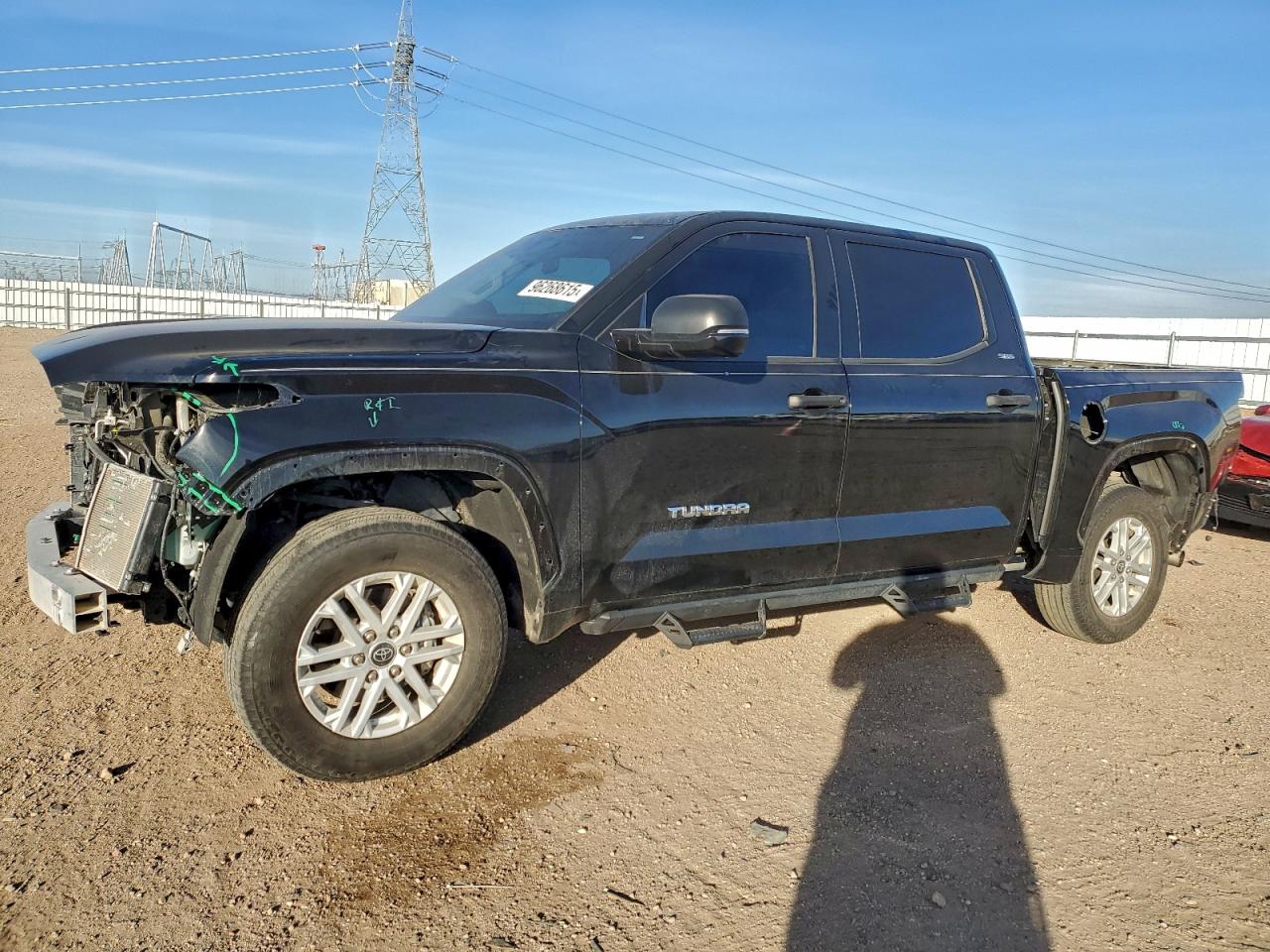 2023 Toyota Tundra VIN 5TFLA5DB5PX075586 photo 1