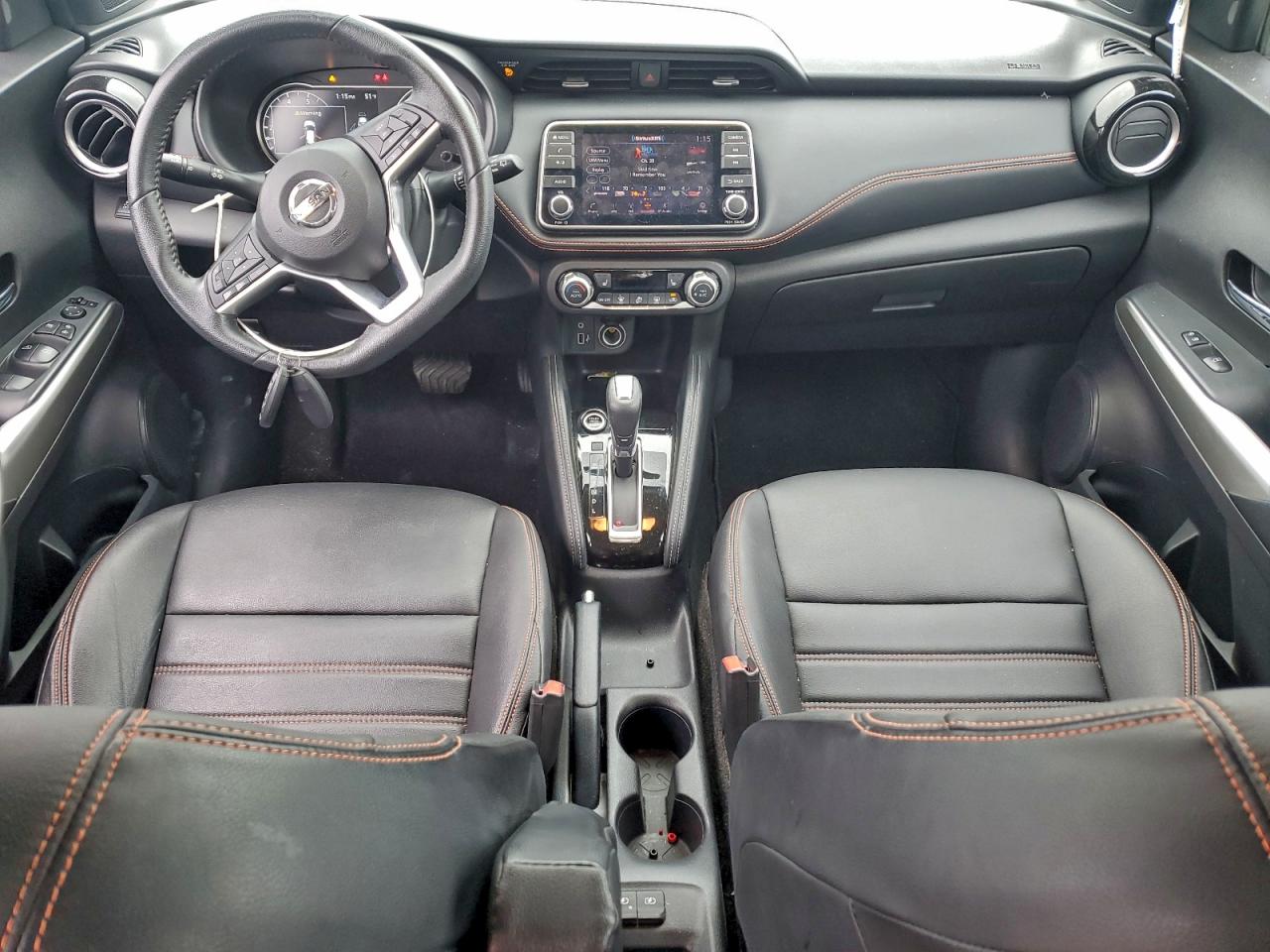 2019 Niss Kicks VIN 3N1CP5CU9KL479659 photo 8