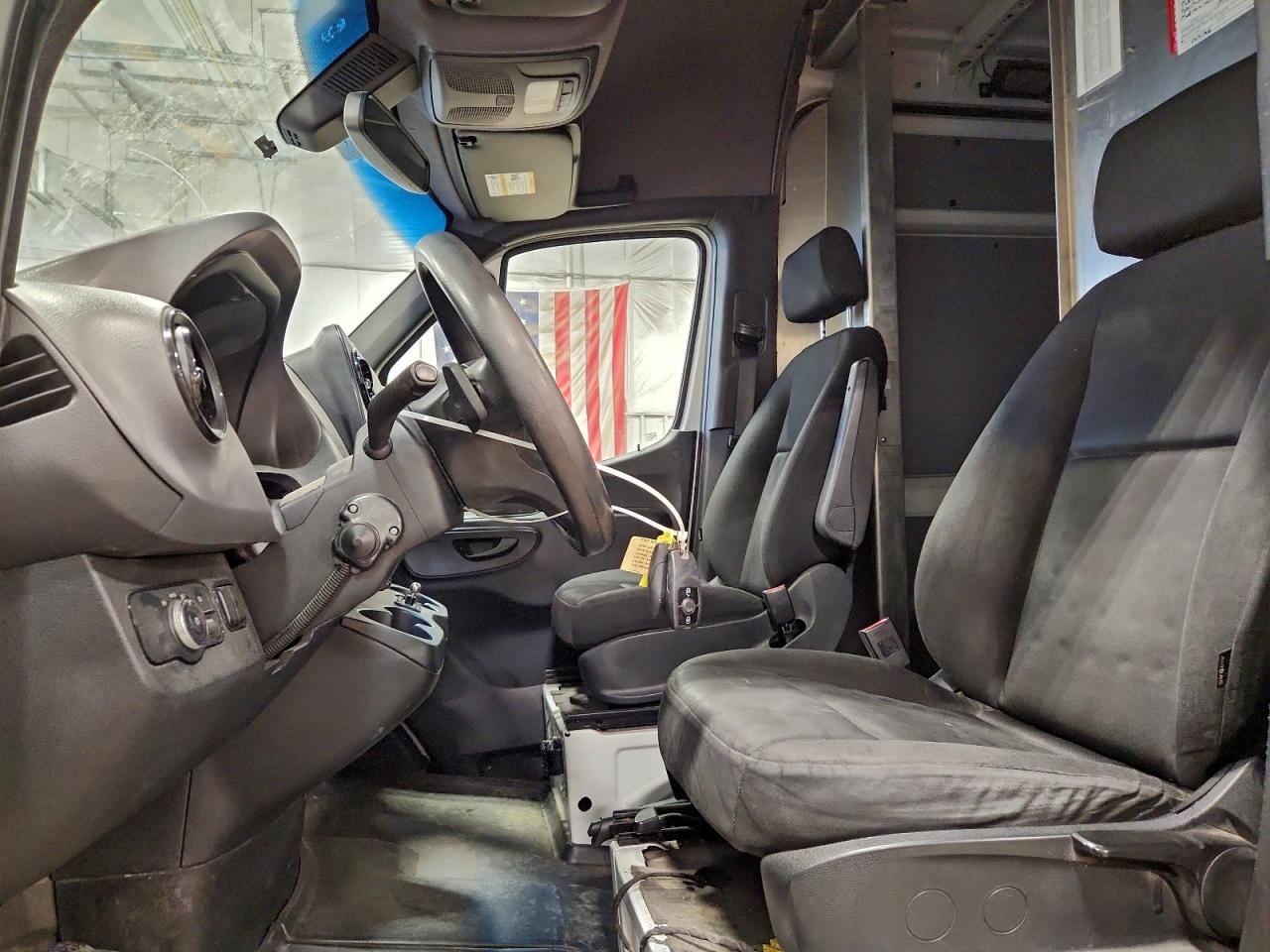 2019 FREIGHTLINER Sprinter VIN W2W4ECHY2KP202290 photo 7